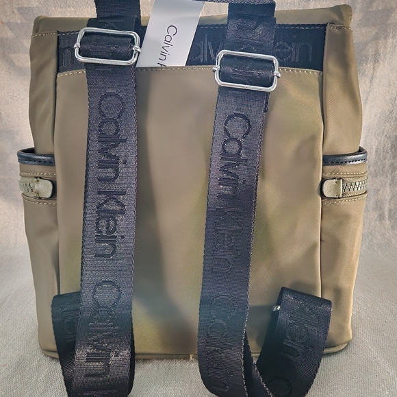Calvin Klein Backpack - Picture 10 of 10